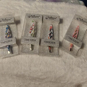 I'll send you a random beautiful Tweezers for only $6. Look good, Plucking!